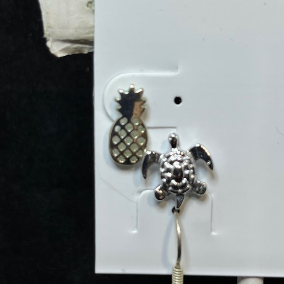 Lot Of 5 Beach Themed Silver Tone Pierced Earrings (3658) - Picture 2 of 10